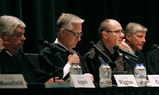 040815dm-iowa-supreme-court-10